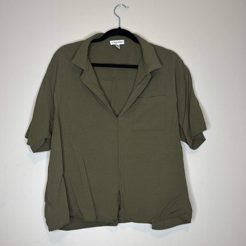 Calvin Klein army green short sleeve faux button up shirt ￼